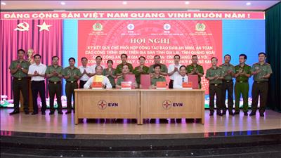 Hội nghị ký kết Quy chế phối hợp với Công an tỉnh Gia Lai và Công an tỉnh Quảng Ngãi